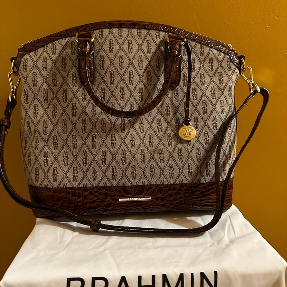 Large satchel with matching wallet - Picture 2 of 3